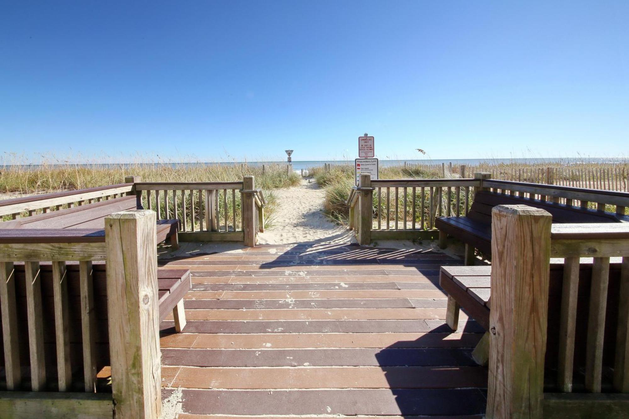 Вилла 2501 S Ocean Blvd, 1109 - Ocean Front Sleeps 6 Миртл-Бич Экстерьер фото